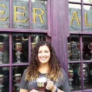 Meet your Posher, Jadira